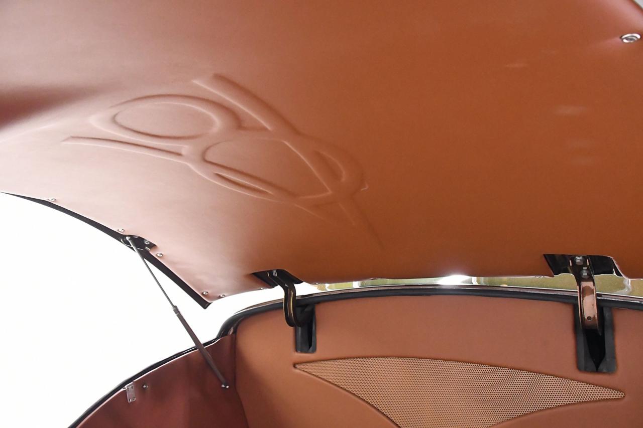 1940 Ford Deluxe