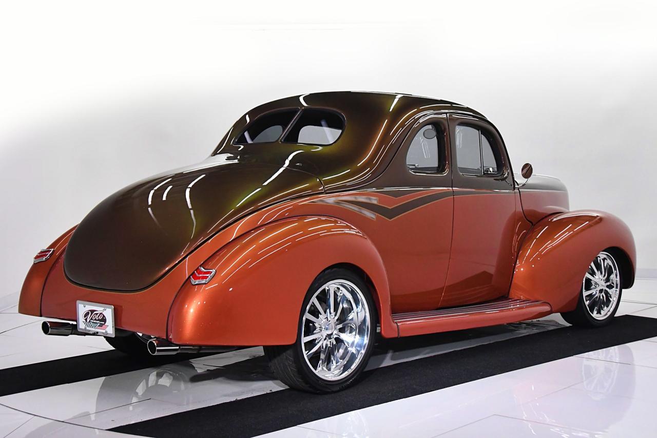 1940 Ford Deluxe