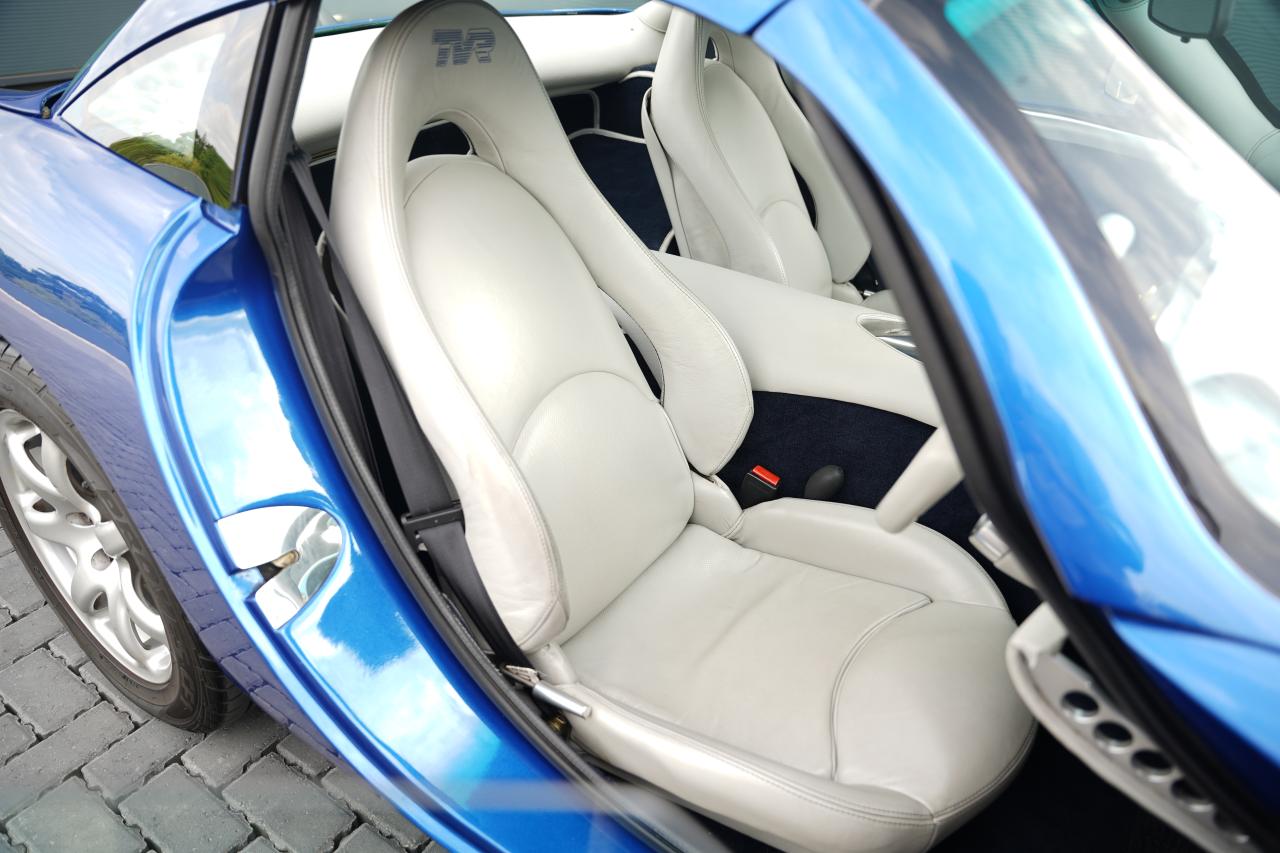 2000 TVR Tuscan