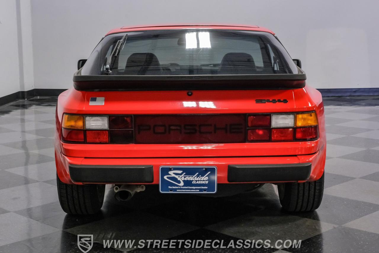 1984 Porsche 944