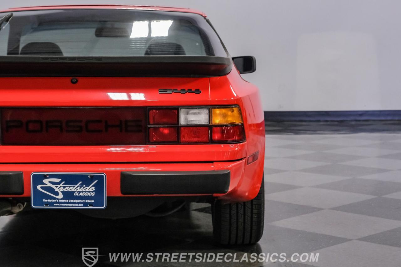 1984 Porsche 944