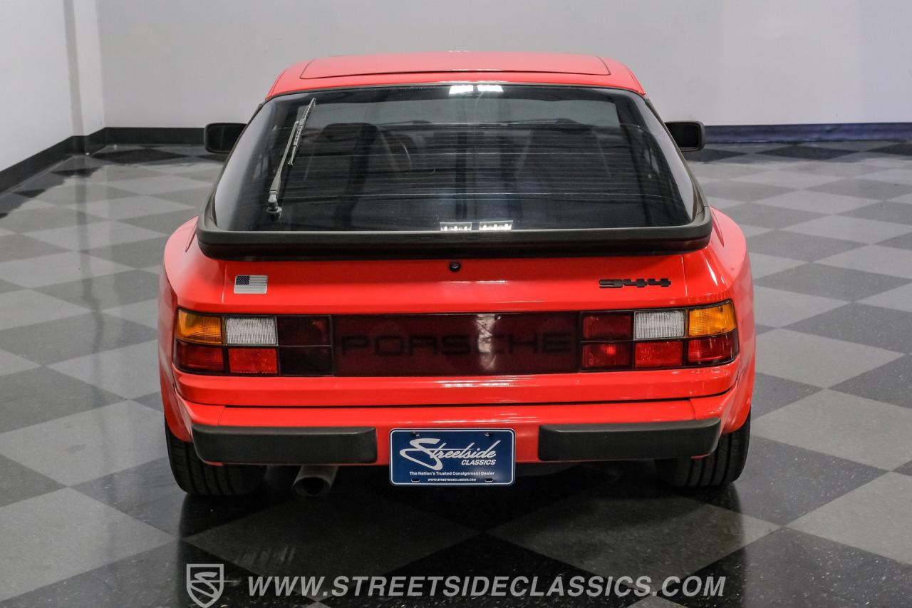 1984 Porsche 944
