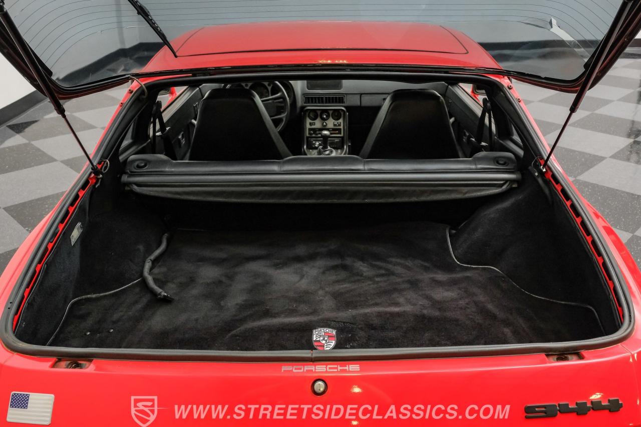1984 Porsche 944