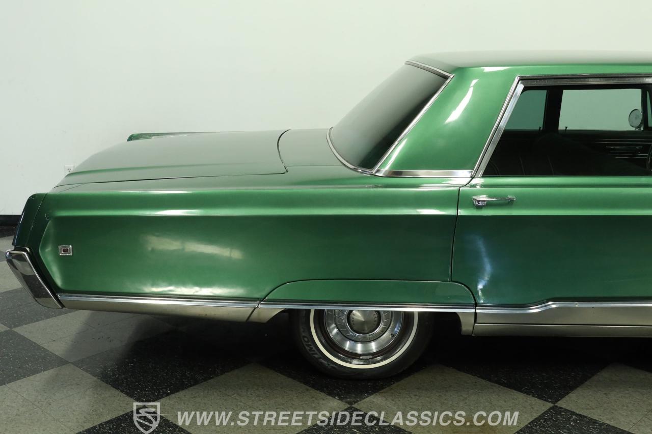 1968 Chrysler New Yorker