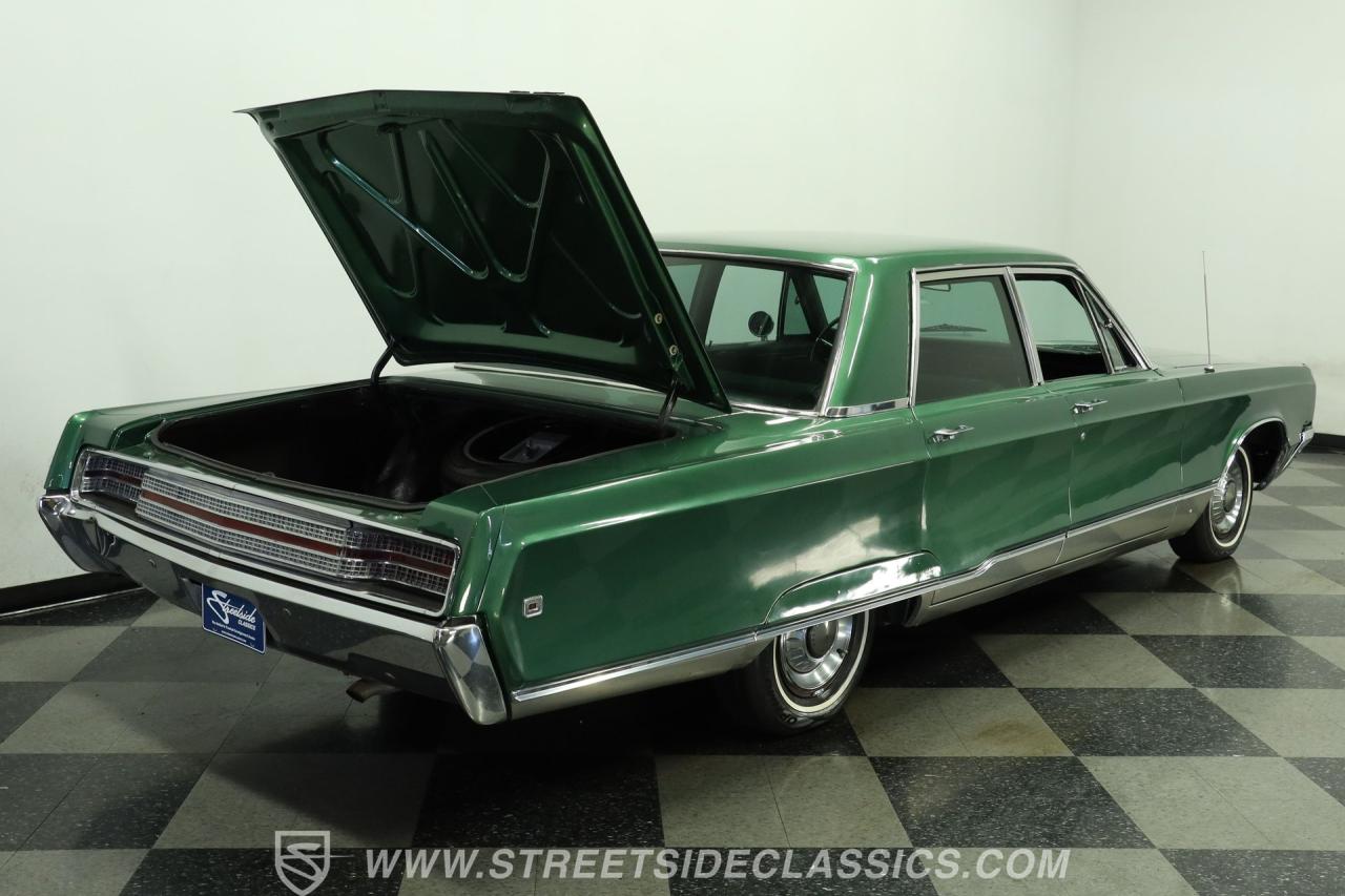 1968 Chrysler New Yorker