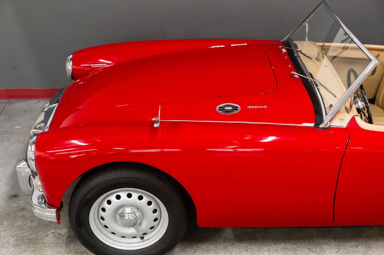 1962 MG MGA MKII DELUXE