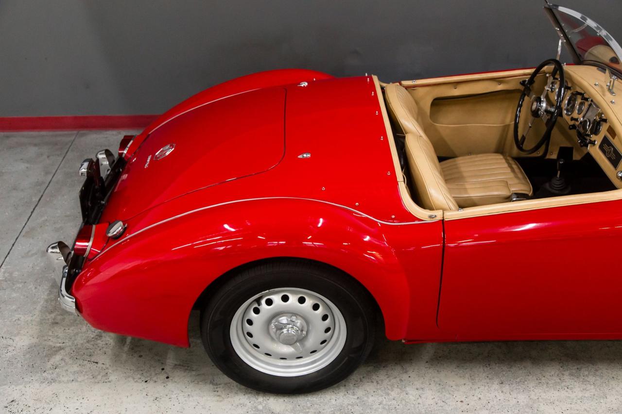 1962 MG MGA MKII DELUXE