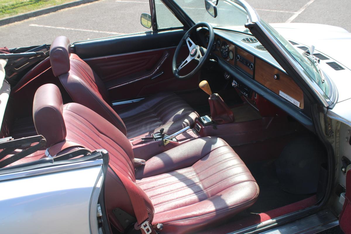 1981 Fiat 124 SPIDER LHD