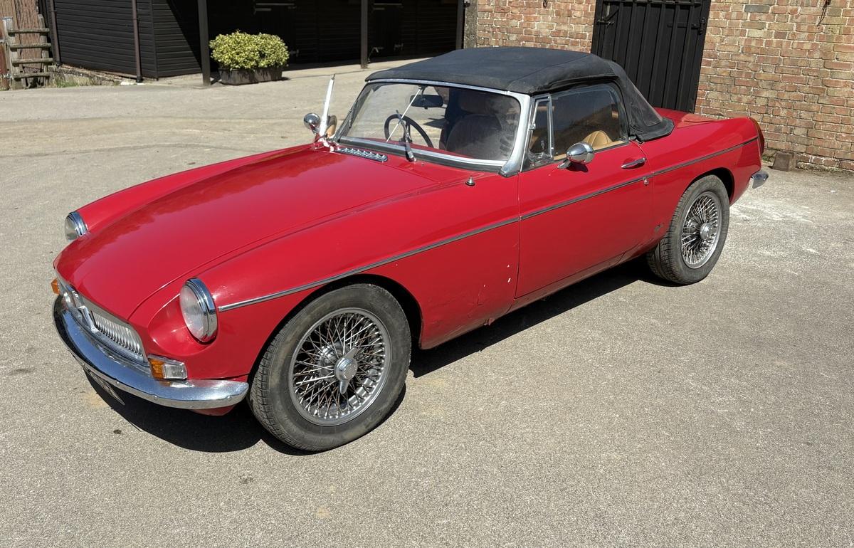 1976 MG B Roadster