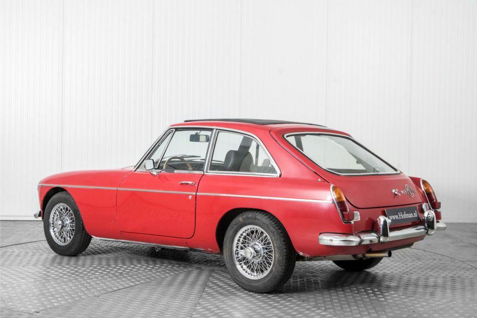1967 MG B