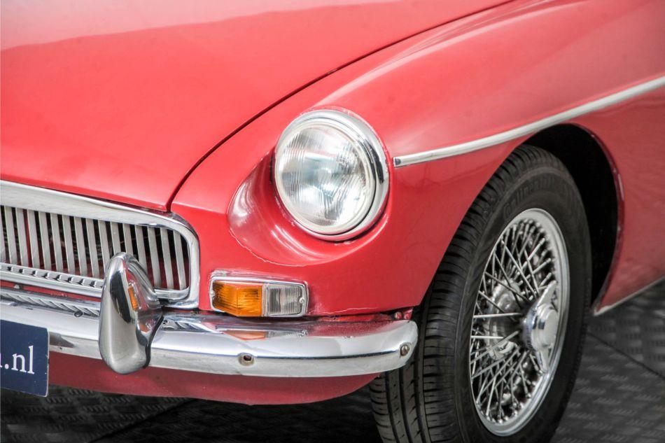 1967 MG B
