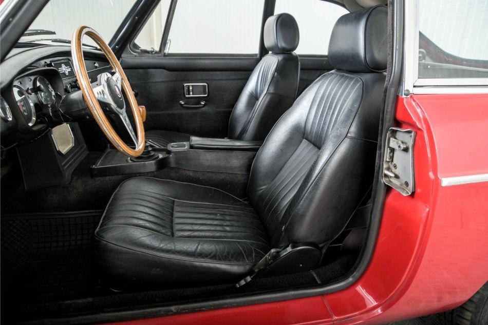 1967 MG B