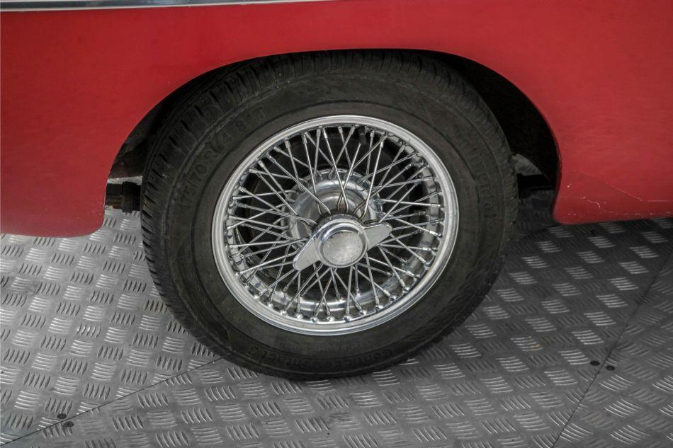 1967 MG B