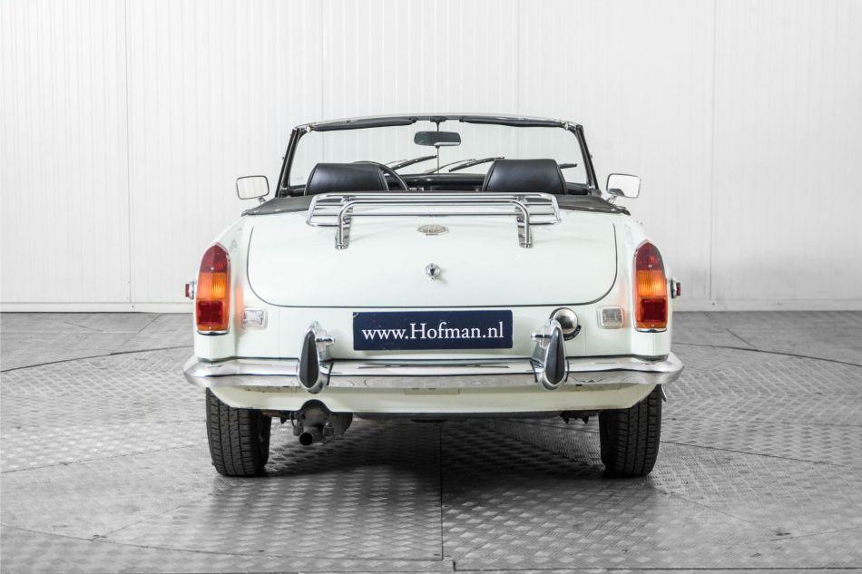 1975 MG B