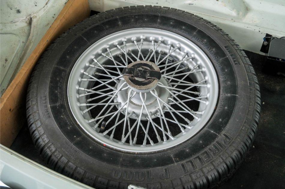 1975 MG B
