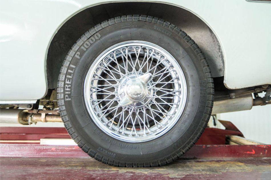 1975 MG B