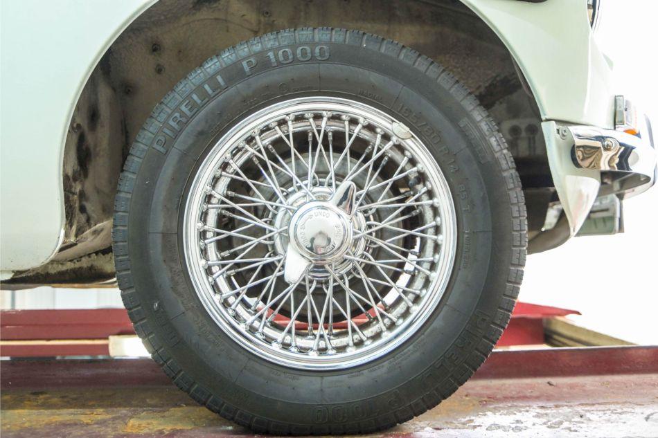 1975 MG B
