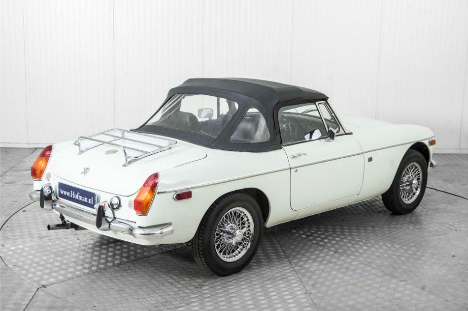 1975 MG B