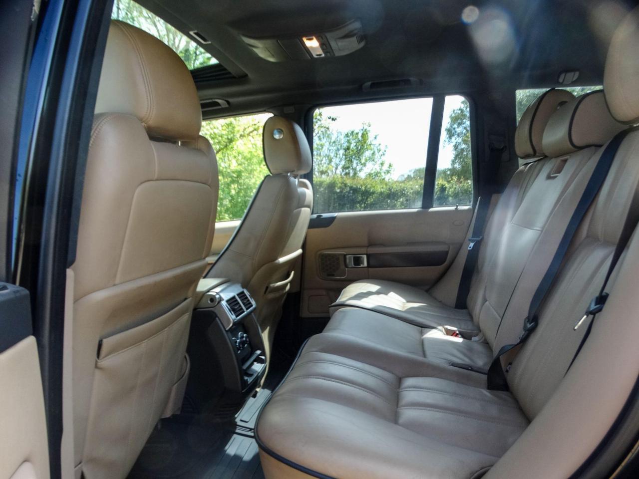 2010 Land Rover 3.6 TD V8 Vogue Auto 4WD Euro 4 5dr