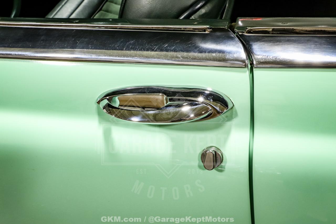 1953 Chrysler Custom Imperial