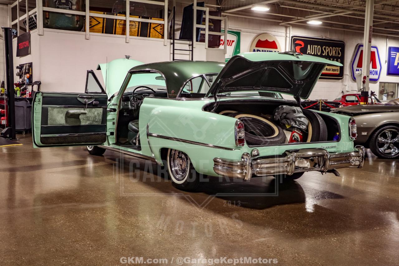 1953 Chrysler Custom Imperial