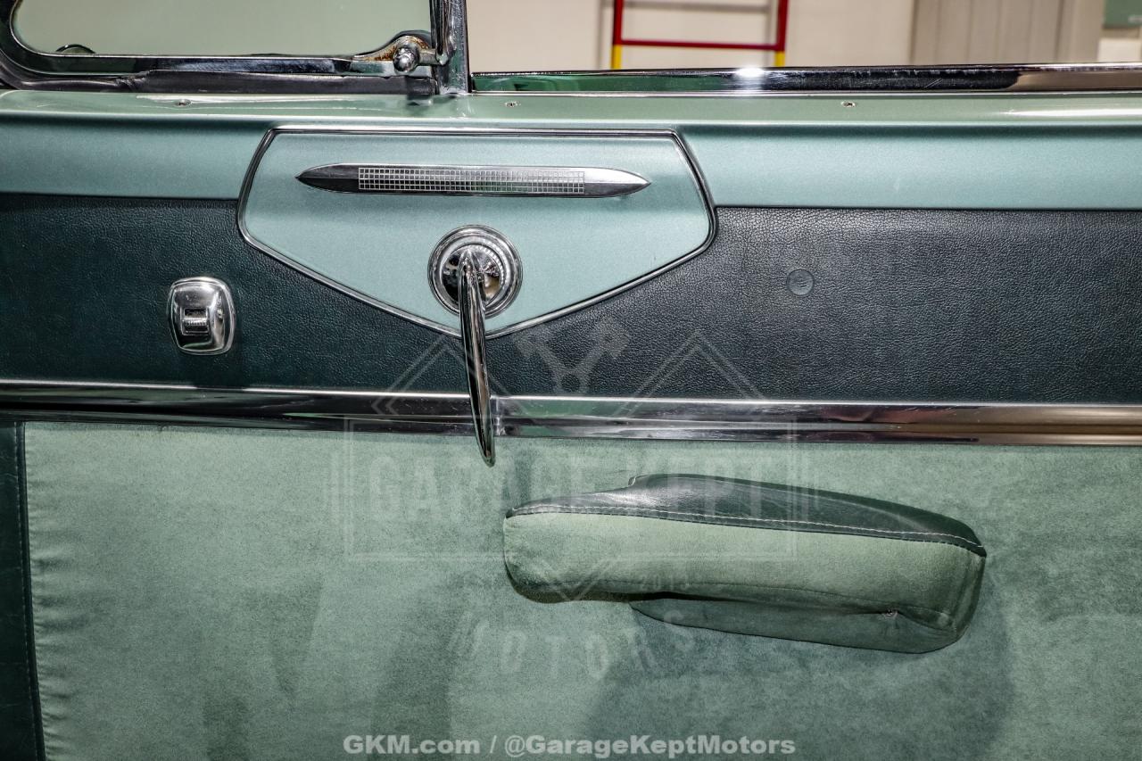 1953 Chrysler Custom Imperial