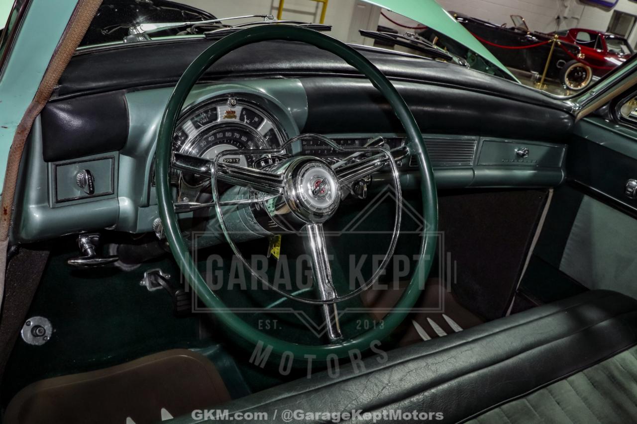 1953 Chrysler Custom Imperial