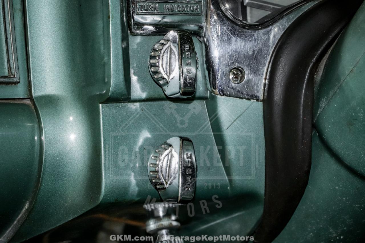 1953 Chrysler Custom Imperial
