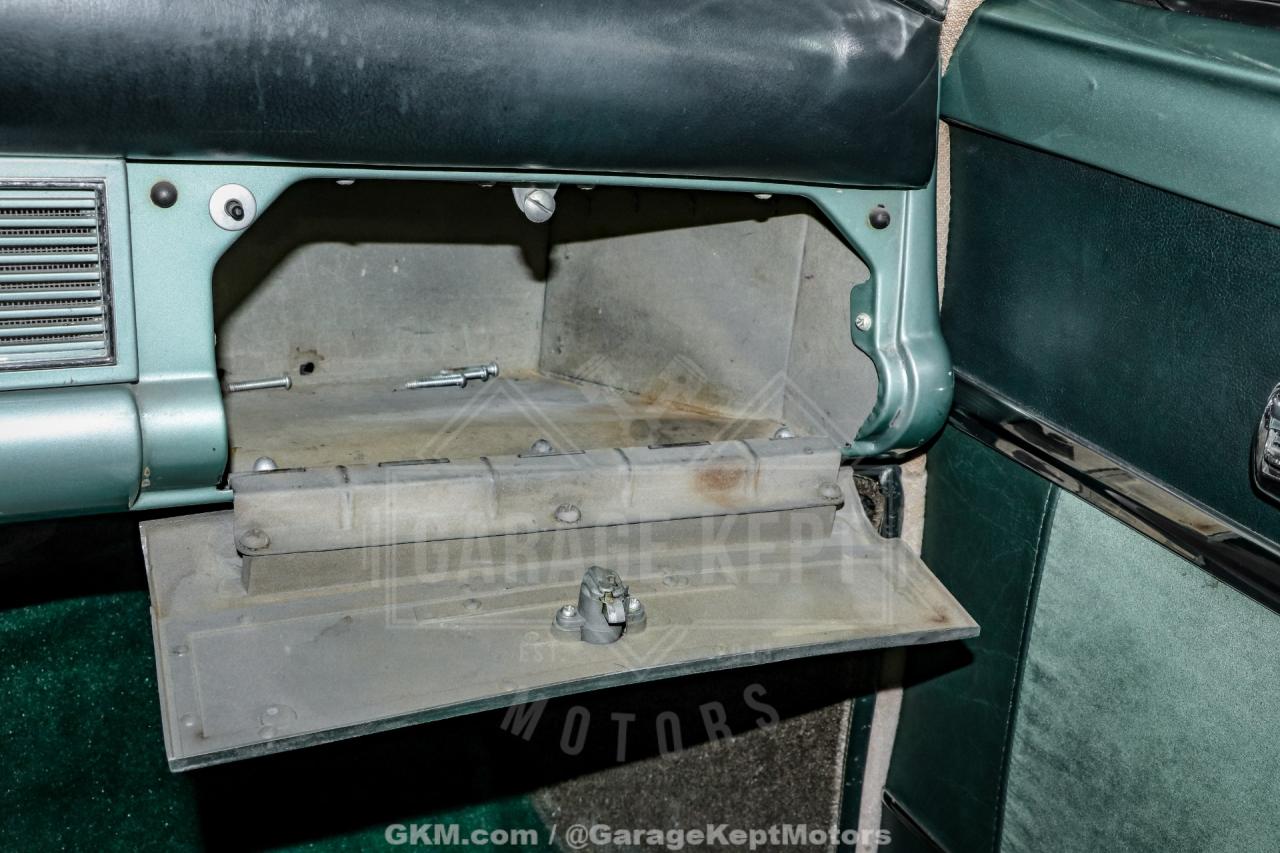 1953 Chrysler Custom Imperial