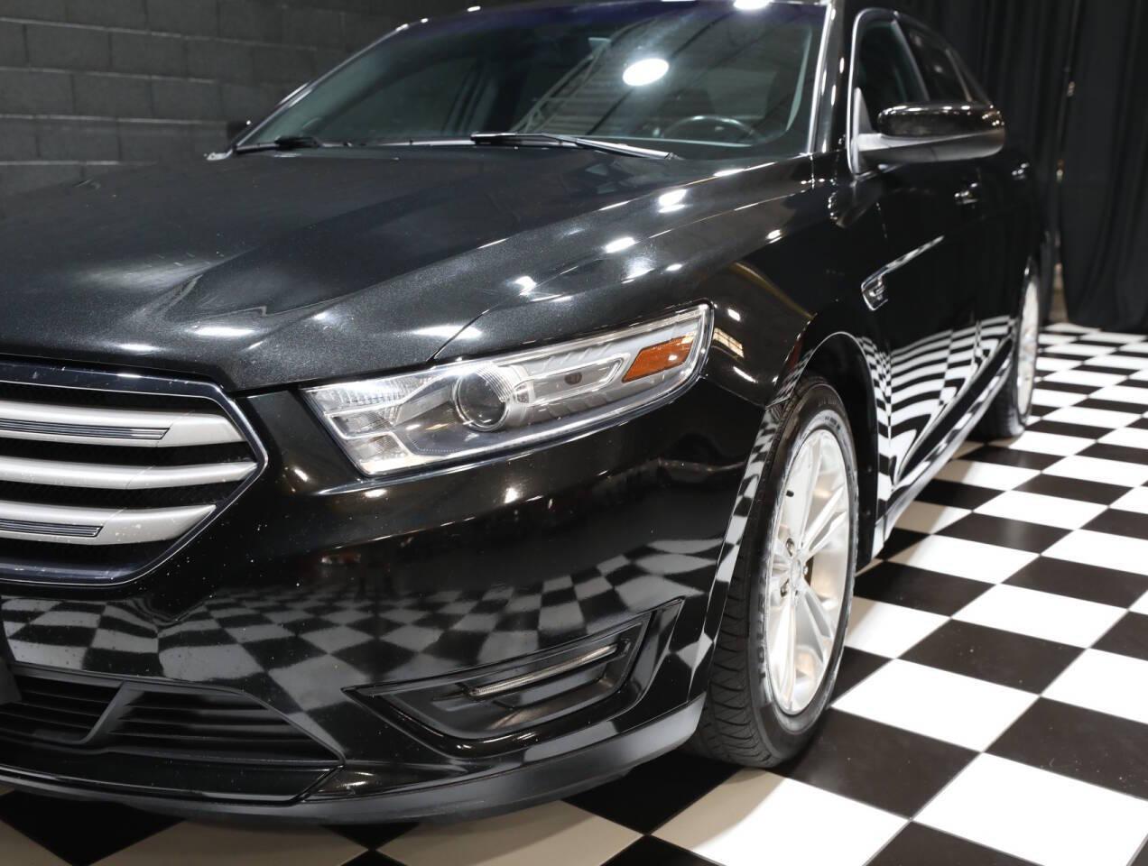 2013 Ford Taurus