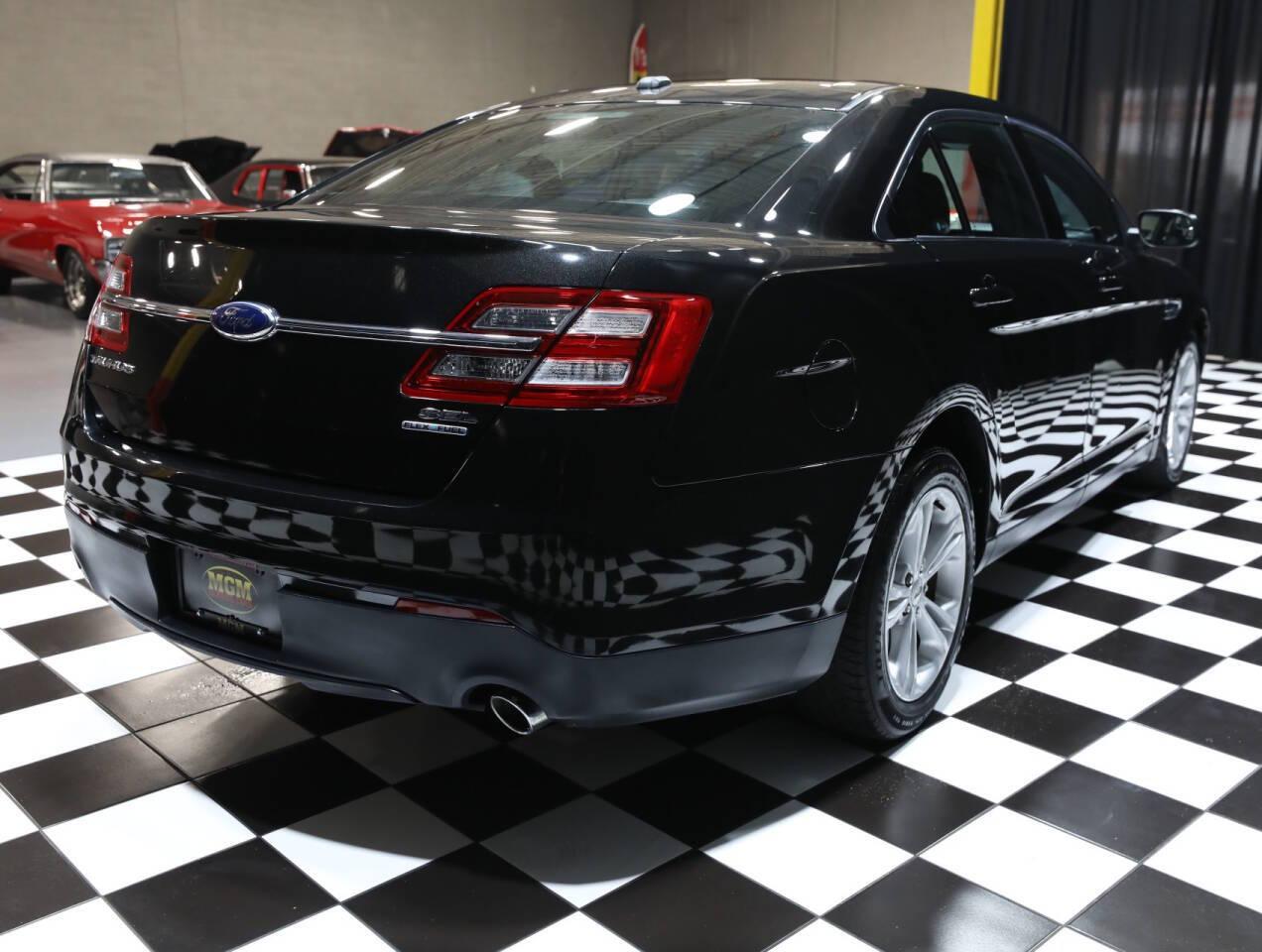 2013 Ford Taurus