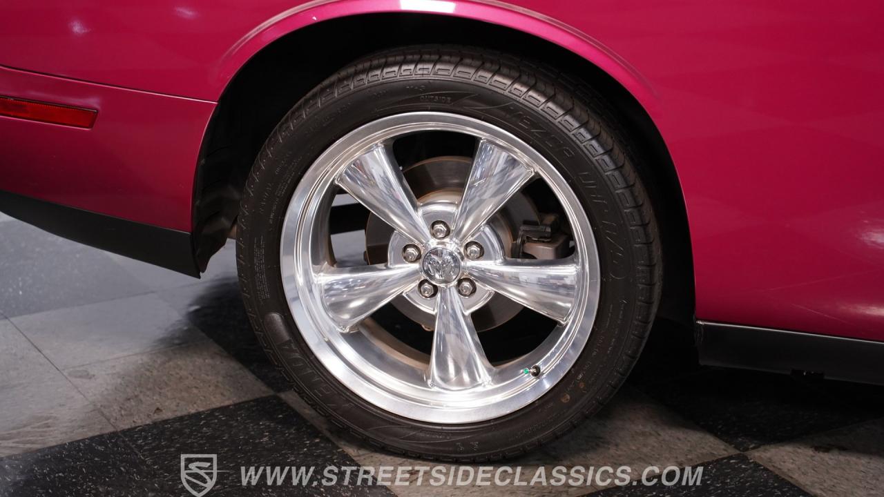 2010 Dodge Challenger R/T Furious Fuchsia Edition