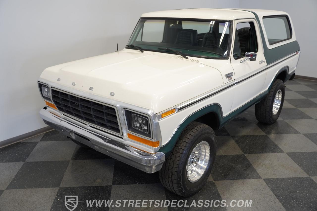 1979 Ford Bronco 4X4 Coyote Restomod
