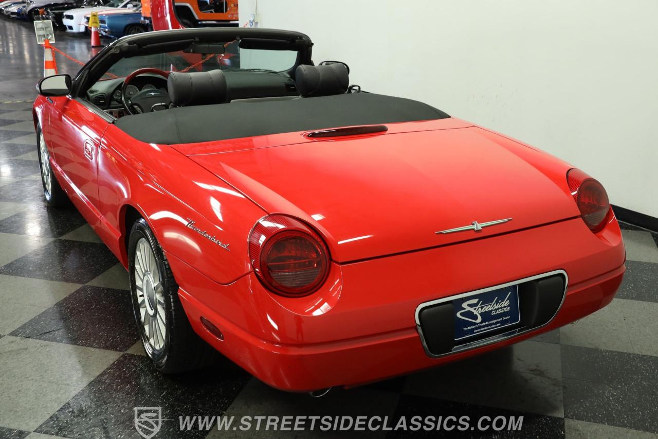 2005 Ford Thunderbird