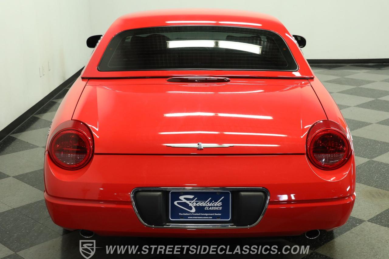 2005 Ford Thunderbird