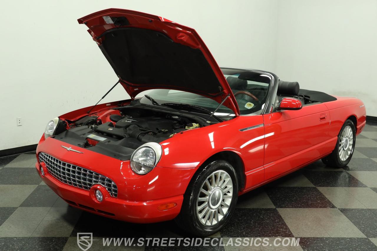 2005 Ford Thunderbird