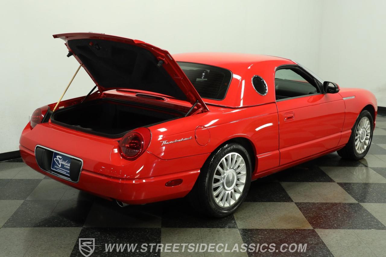 2005 Ford Thunderbird