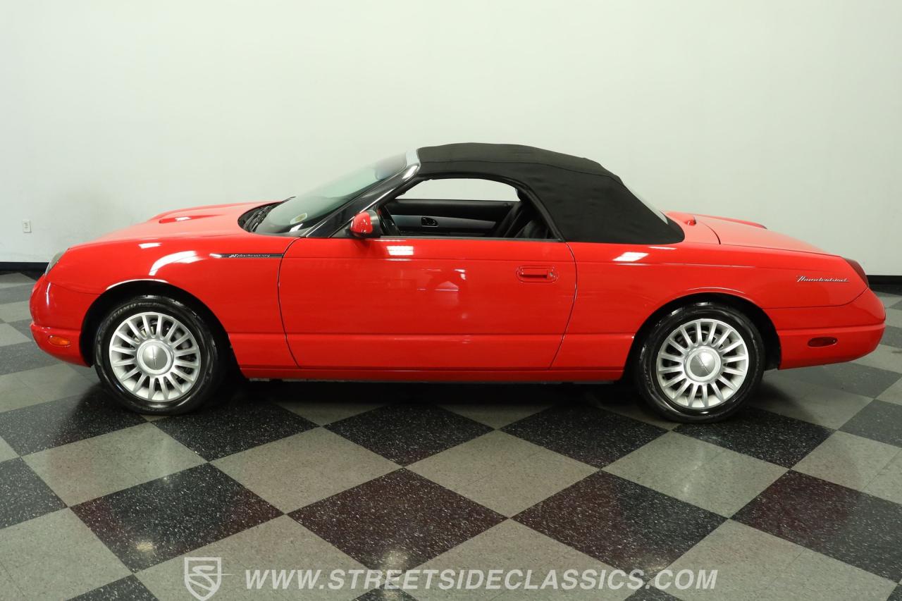 2005 Ford Thunderbird
