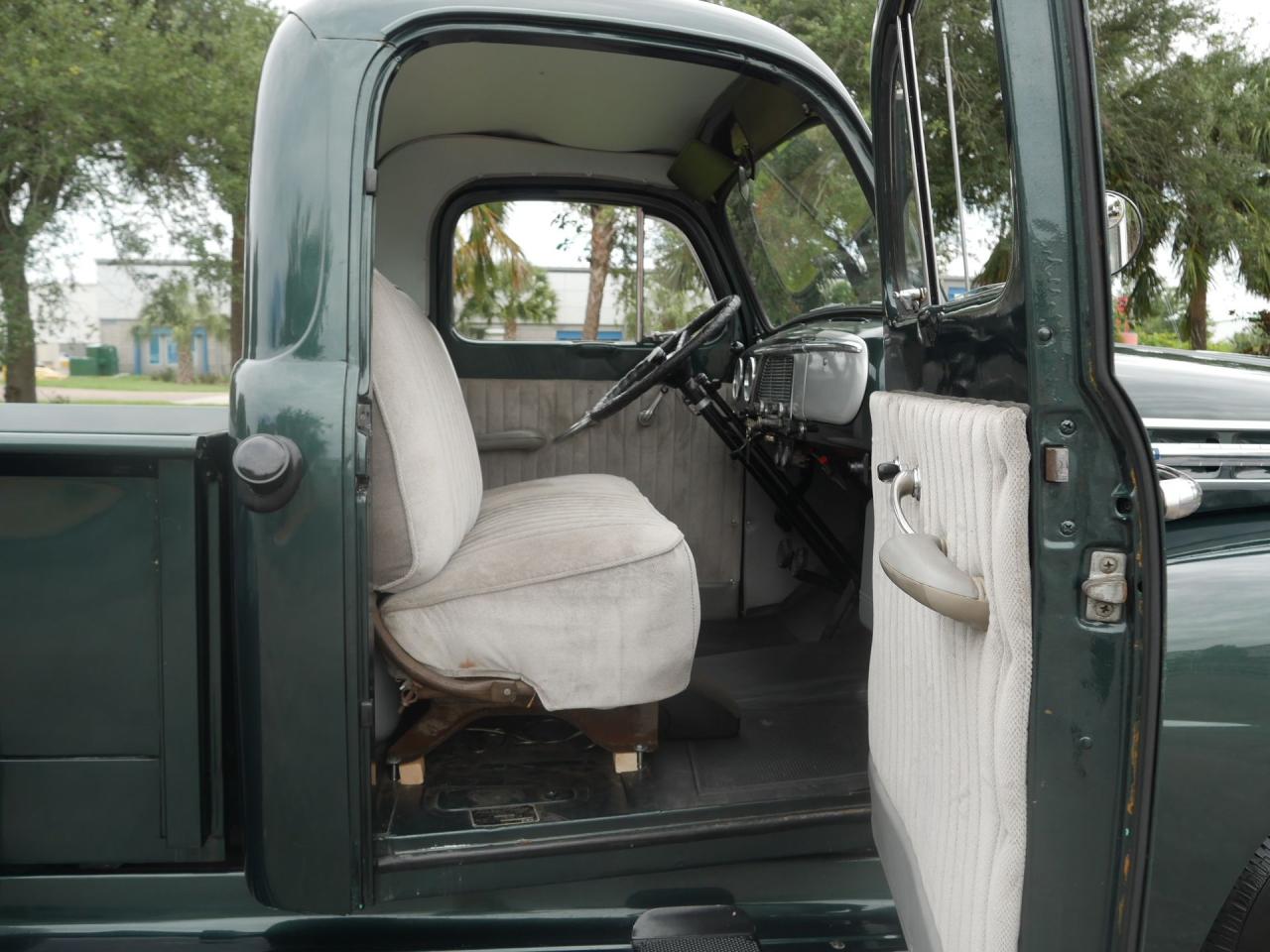1951 Ford F1
