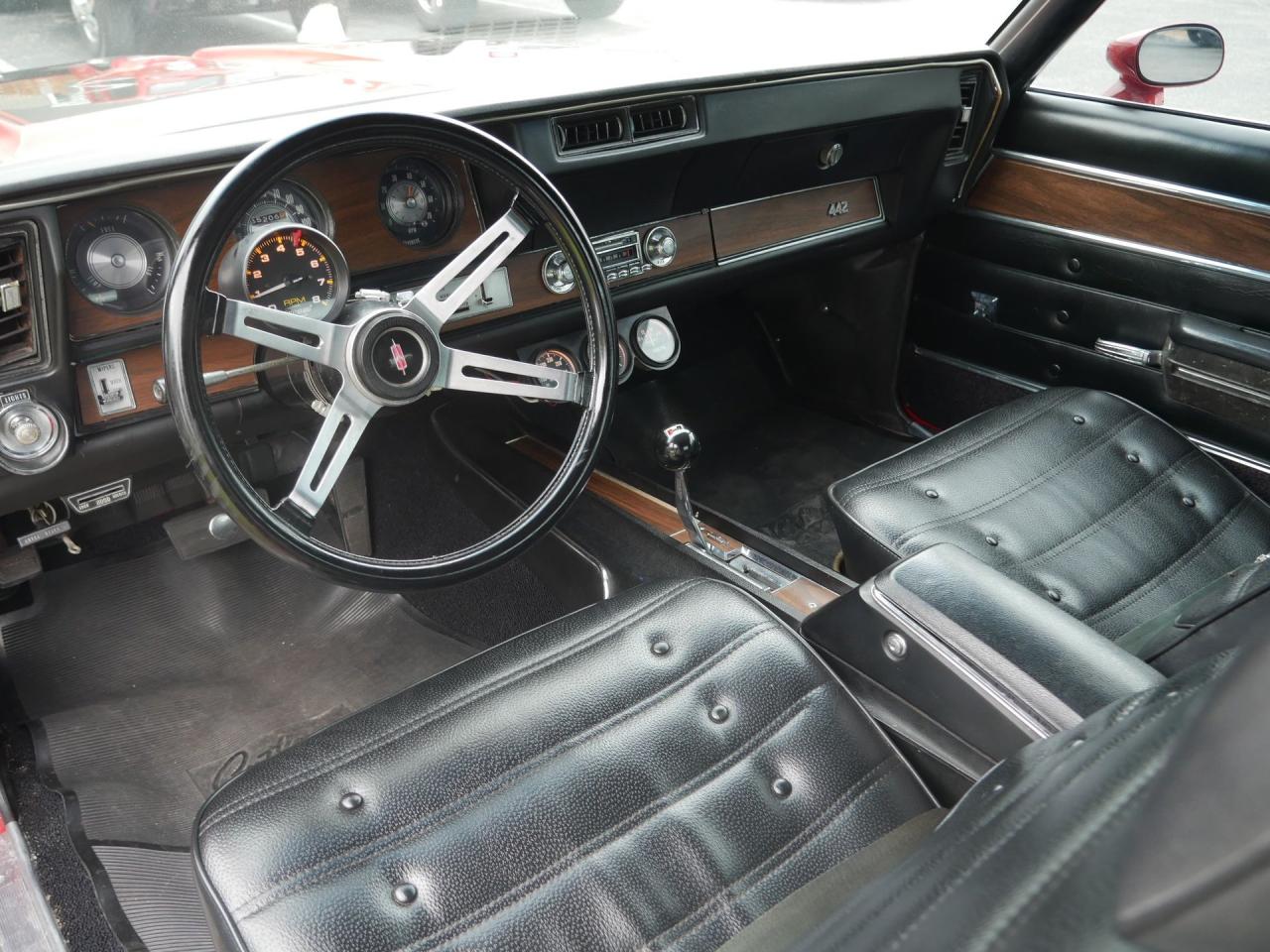 1971 Oldsmobile 442 Holiday Coupe