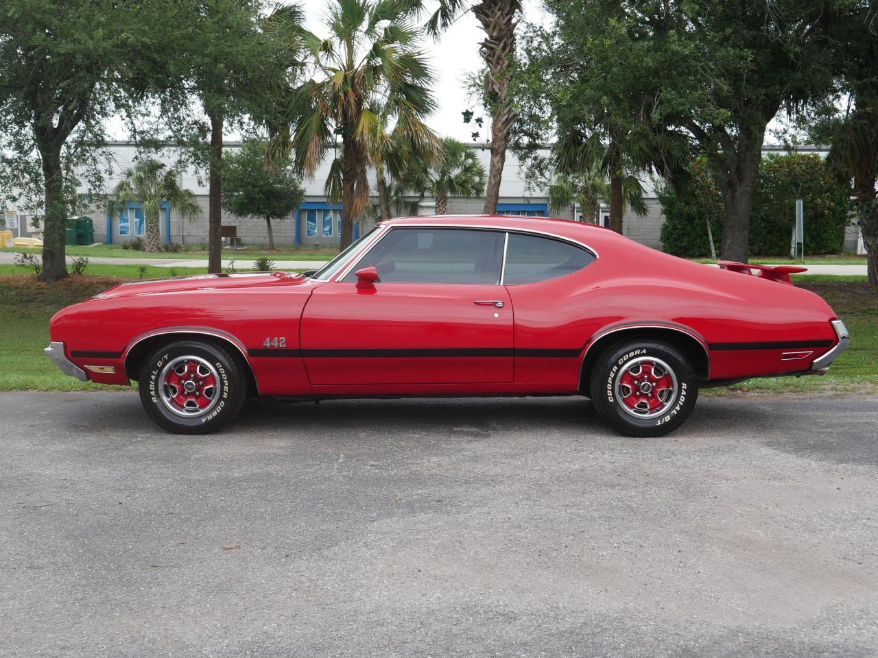 1971 Oldsmobile 442 Holiday Coupe