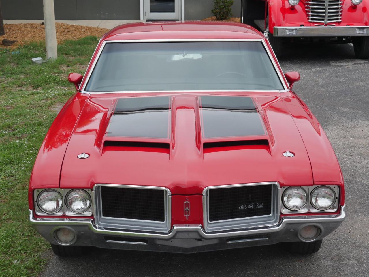 1971 Oldsmobile 442 Holiday Coupe