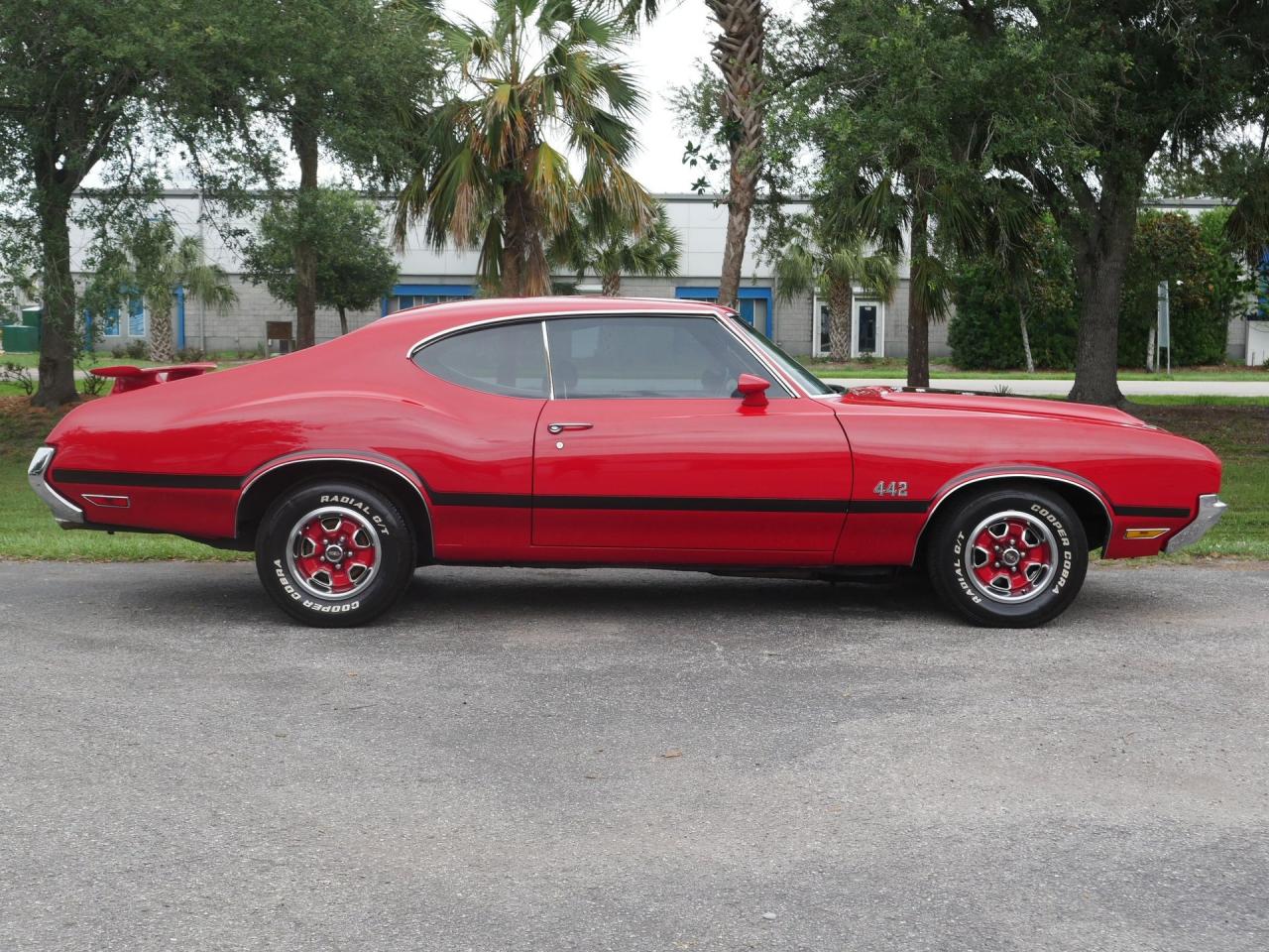 1971 Oldsmobile 442 Holiday Coupe