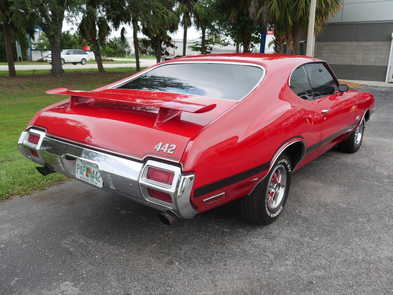 1971 Oldsmobile 442 Holiday Coupe