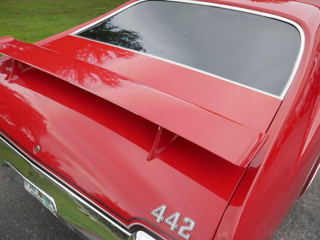 1971 Oldsmobile 442 Holiday Coupe