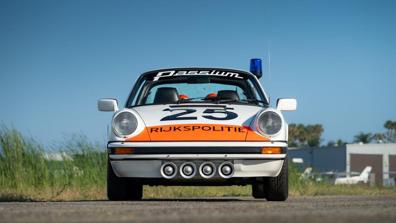 1989 Porsche 911 Carrera Targa &lsquo;Rijkspolitie&rsquo;
