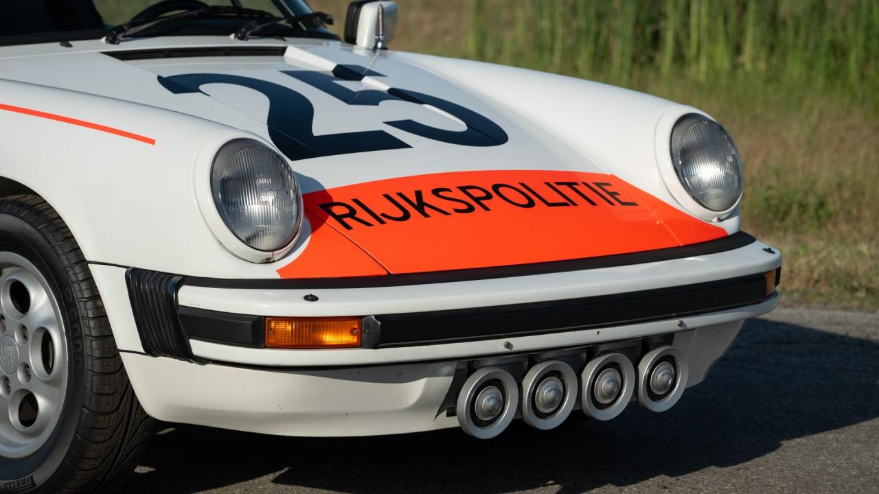 1989 Porsche 911 Carrera Targa &lsquo;Rijkspolitie&rsquo;