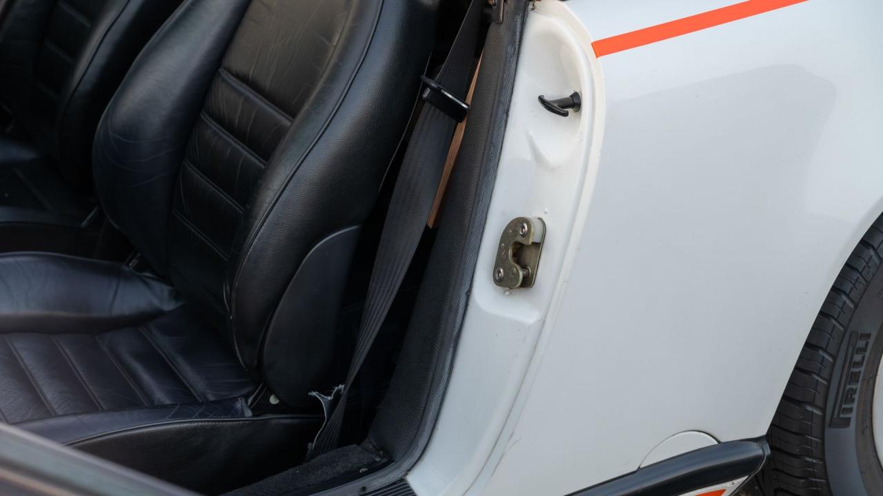 1989 Porsche 911 Carrera Targa &lsquo;Rijkspolitie&rsquo;