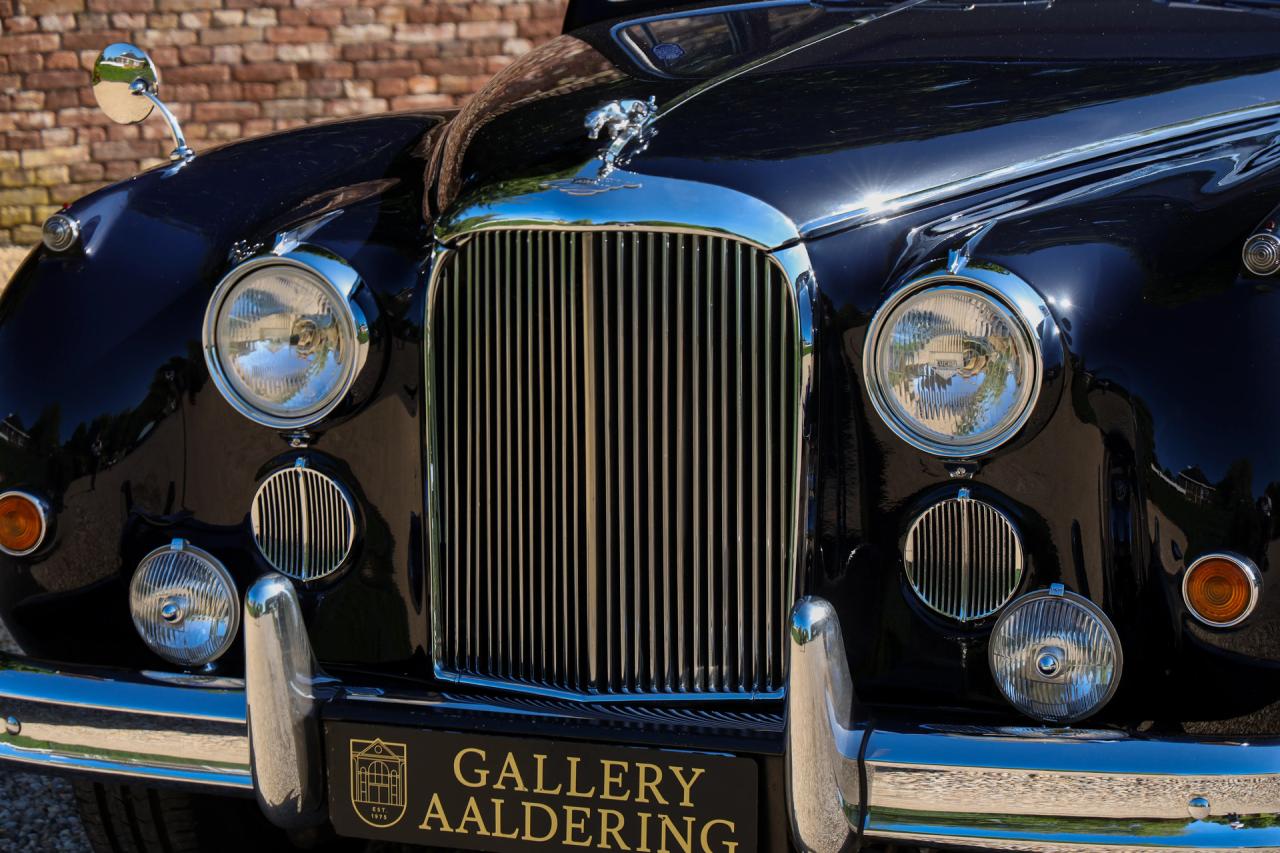 1961 Jaguar Mark IX Saloon &ldquo;The ex-Chilean embassy &rdquo;