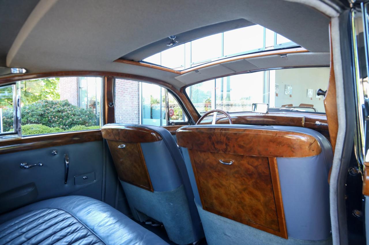 1961 Jaguar Mark IX Saloon &ldquo;The ex-Chilean embassy &rdquo;